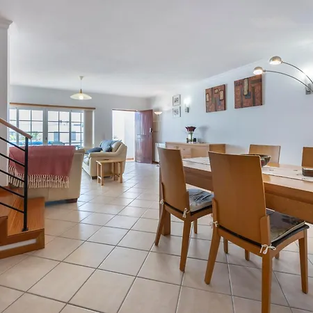 14 Fontainhas - 3 Bedroom Townhouse With Private Pool & Sea Views * Luz