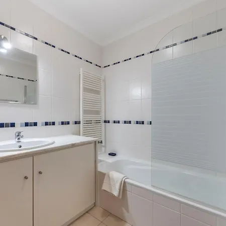 14 Fontainhas - 3 Bedroom Townhouse With Private Pool & Sea Views