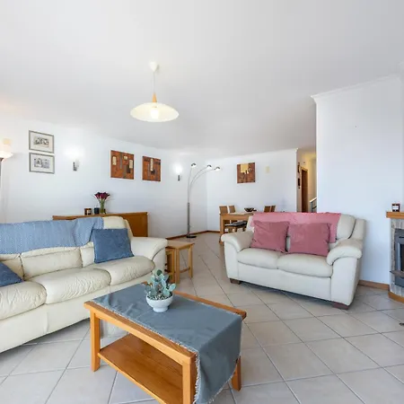 14 Fontainhas - 3 Bedroom Townhouse With Private Pool & Sea Views * Luz