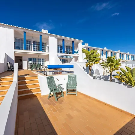 Nyaraló 14 Fontainhas - 3 Bedroom Townhouse With Private Pool & Sea Views